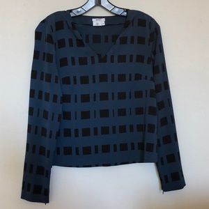 DKNY Vneck Blueblack Blouse